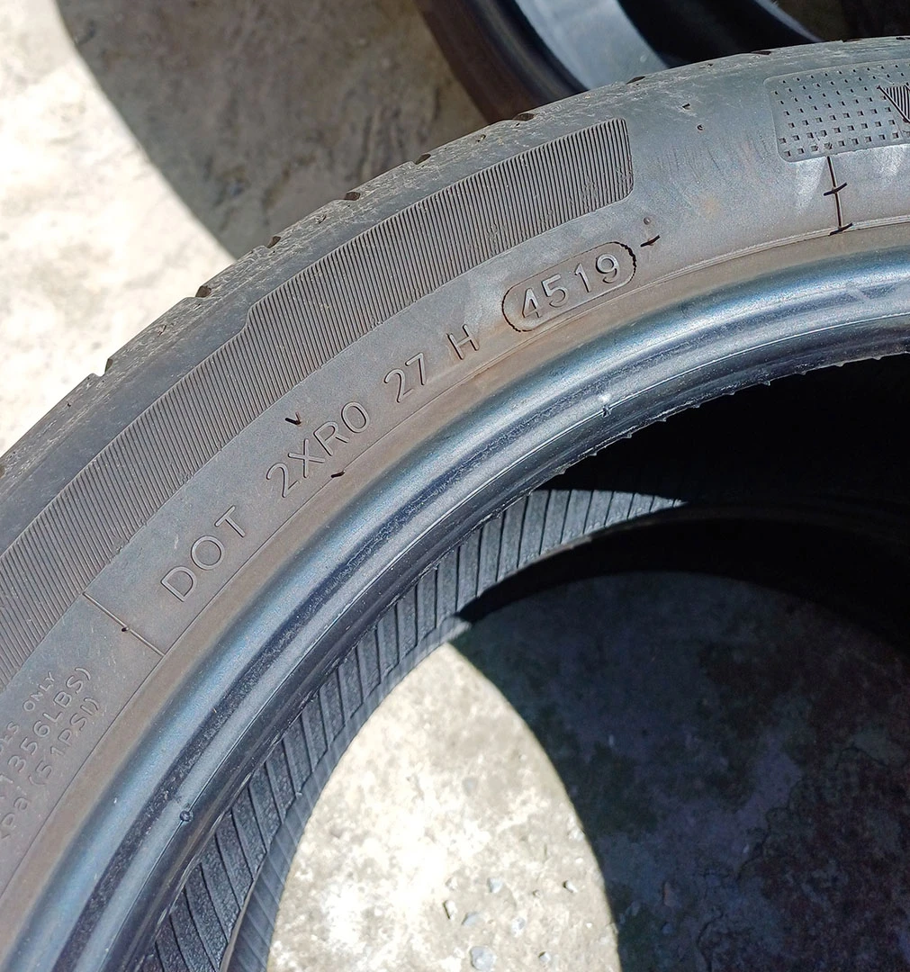 Гуми Летни 225/45R18, снимка 2 - Гуми и джанти - 54565358