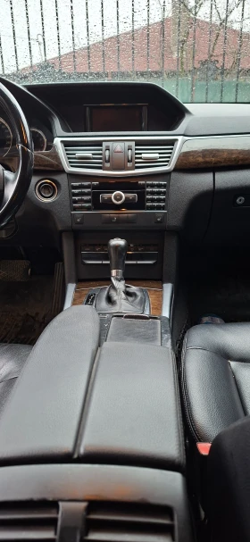 Mercedes-Benz E 200 | Mobile.bg    6