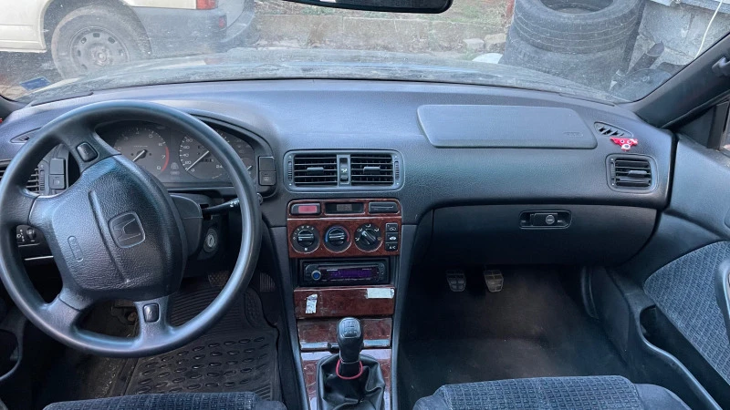 Honda Accord 2.0i, снимка 4 - Автомобили и джипове - 47287016