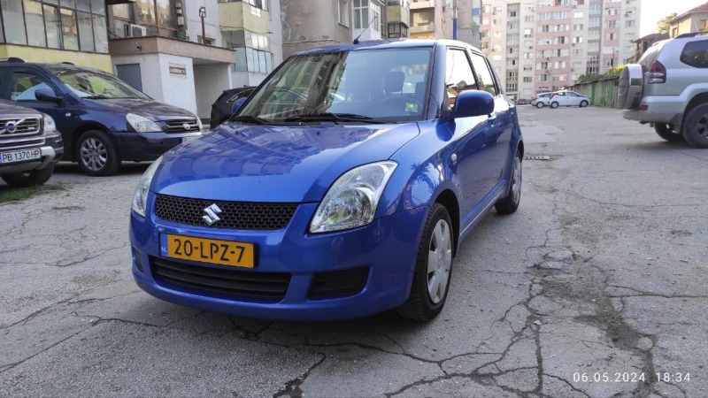 Suzuki Swift 1.3, снимка 1 - Автомобили и джипове - 46170621