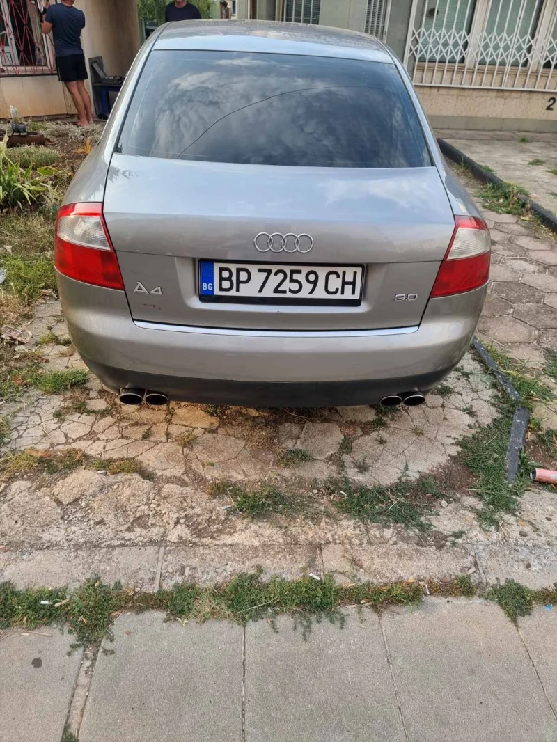 Audi A4 3.0 i, снимка 3 - Автомобили и джипове - 47392287