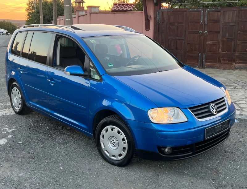 VW Touran 1.9 TDl 6+ 1 2006г, снимка 1 - Автомобили и джипове - 47456994