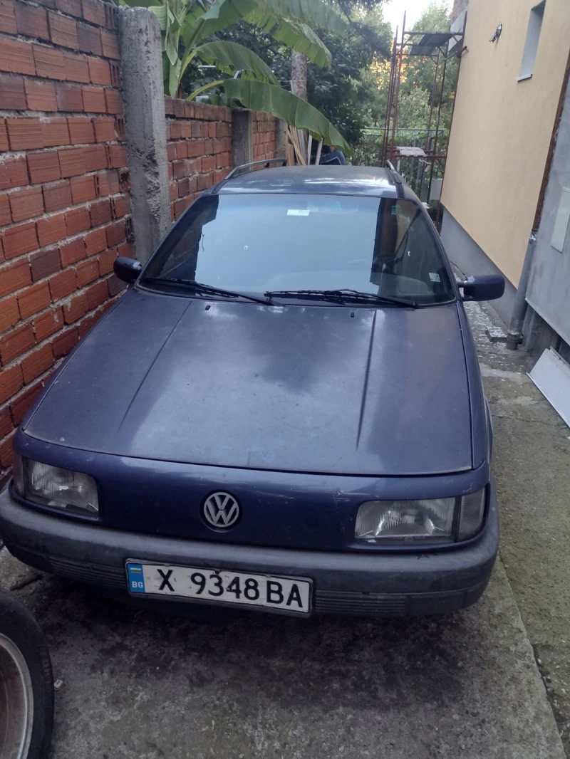 VW Passat, снимка 1 - Автомобили и джипове - 47700458