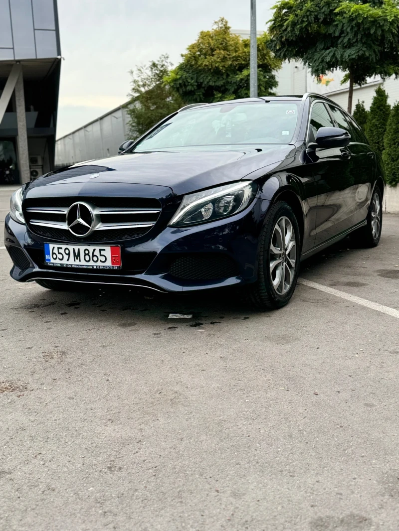 Mercedes-Benz C 220, снимка 1 - Автомобили и джипове - 47507616