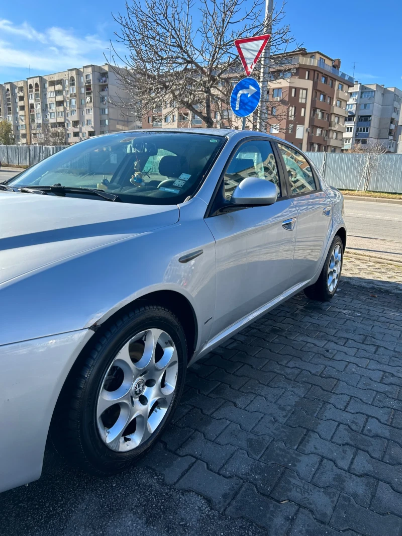 Alfa Romeo 159, снимка 2 - Автомобили и джипове - 48087469