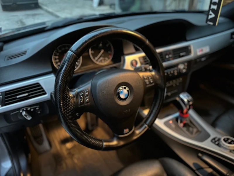 BMW 320 M Performance, снимка 10 - Автомобили и джипове - 48619655