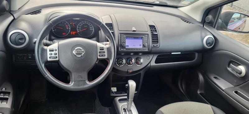 Nissan Note 1.6 Automat *  2011 Година * , снимка 4 - Автомобили и джипове - 48963923