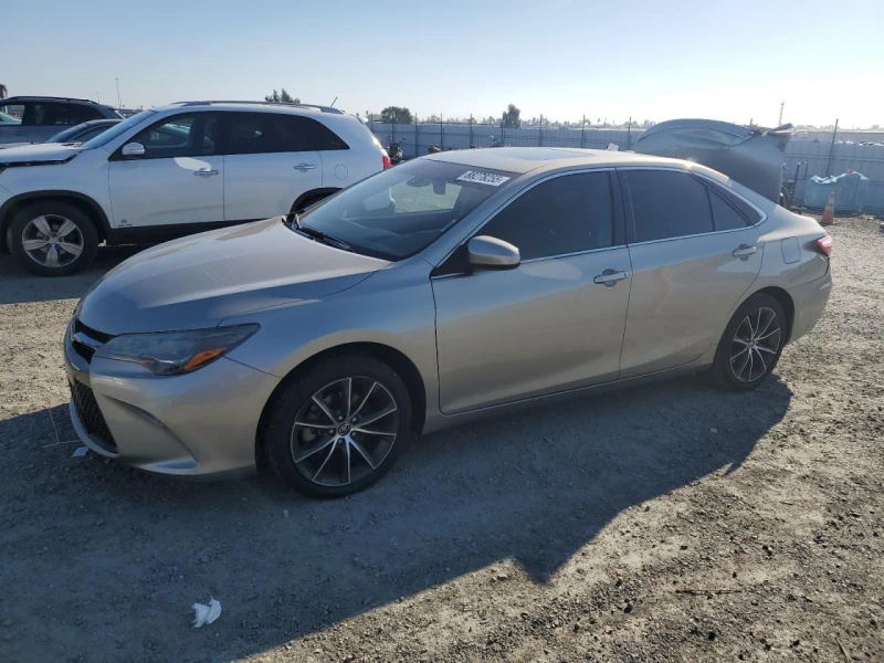 Toyota Camry XSE FWD, снимка 1 - Автомобили и джипове - 48997381