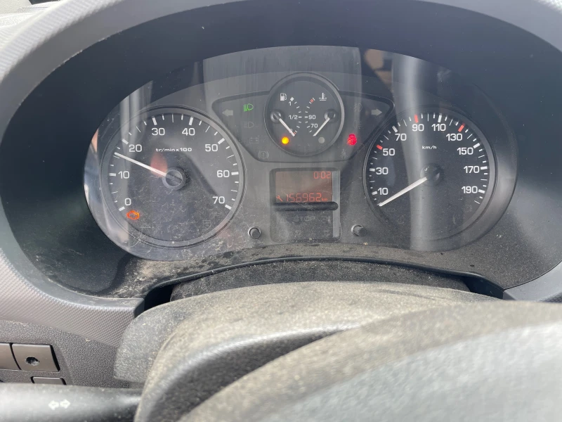 Citroen Berlingo 1.6 Blue HDI, снимка 9 - Автомобили и джипове - 50211142