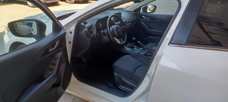 Mazda 3 EURO 6, снимка 5 - Автомобили и джипове - 50543534
