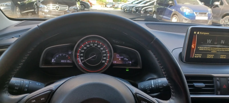 Mazda 3 EURO 6, снимка 10 - Автомобили и джипове - 50543534