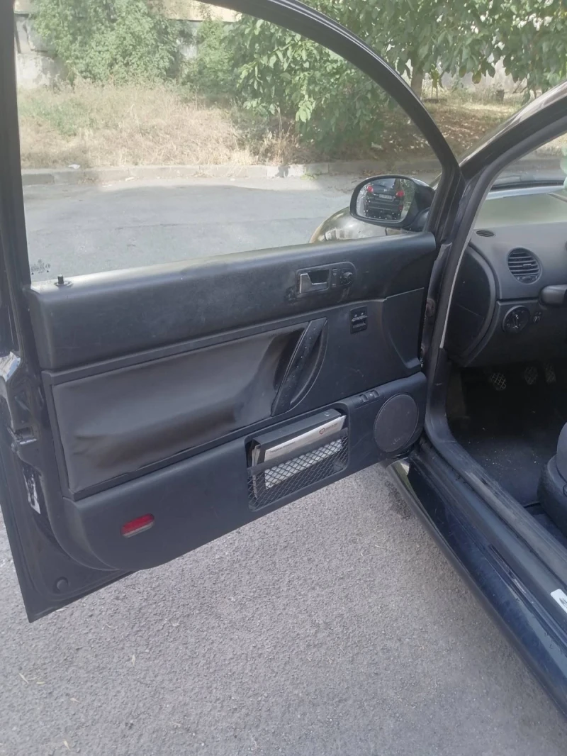 VW Beetle, снимка 13 - Автомобили и джипове - 52400102