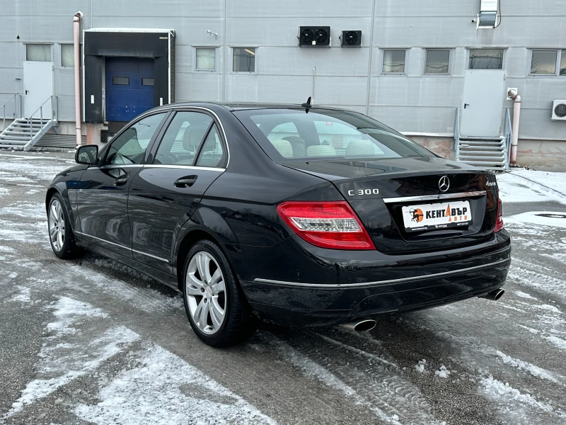 Mercedes-Benz C 280 3.0i 231 к.с. 4matic, снимка 3 - Автомобили и джипове - 53040650