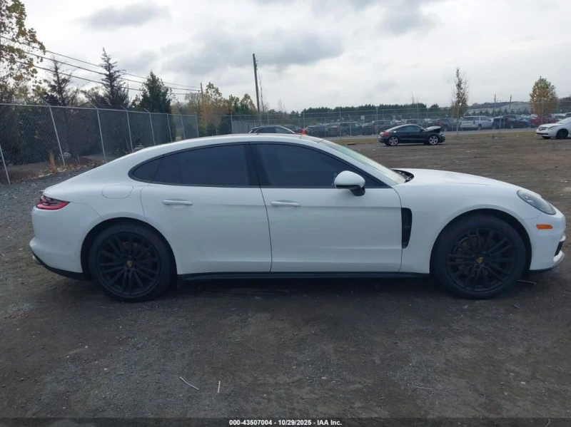Porsche Panamera * 4 * CARFAX * ФИНАНСИРАНЕ* КЛИП, снимка 13 - Автомобили и джипове - 53191928