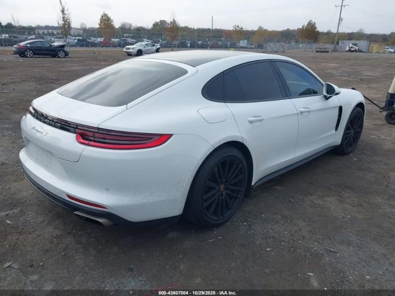 Porsche Panamera * 4 * CARFAX * ФИНАНСИРАНЕ* КЛИП, снимка 4 - Автомобили и джипове - 53191928