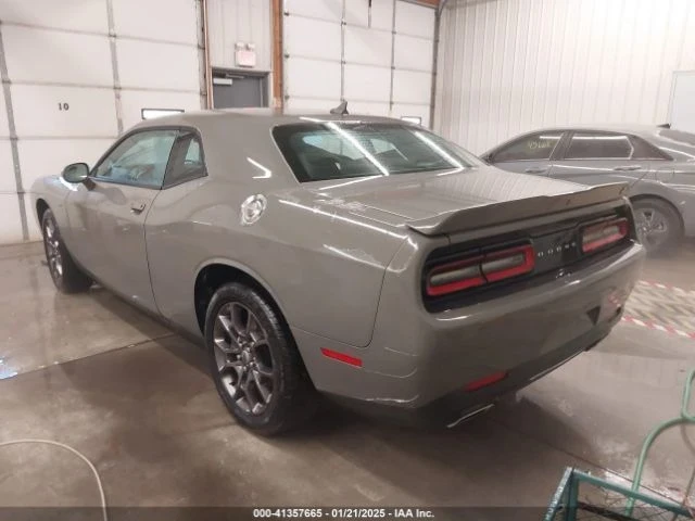 Dodge Challenger, снимка 3 - Автомобили и джипове - 49290121