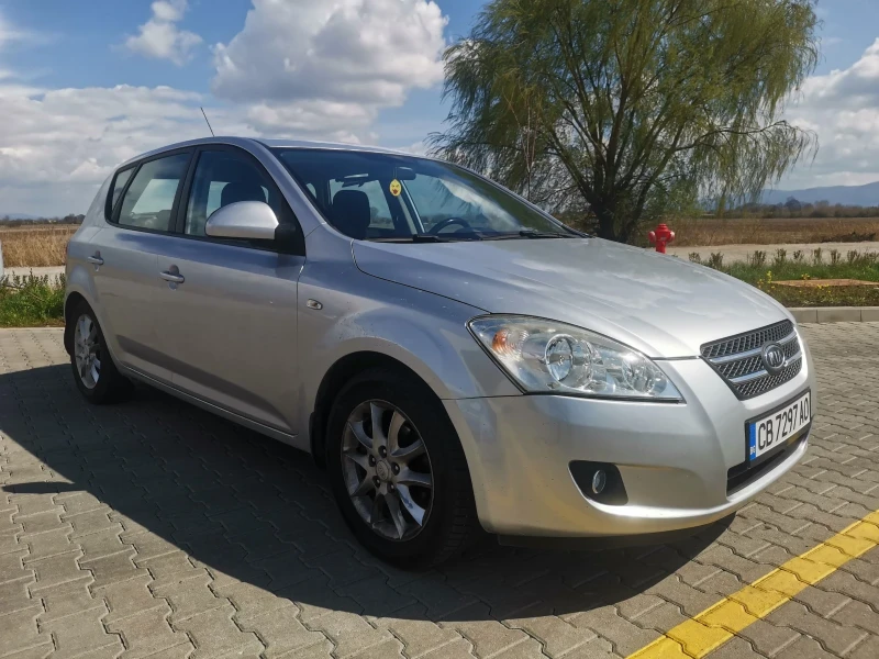 Kia Ceed 2.0 16v АВТОМАТИК - 8599 лв. - 43907309 | Car24.bg