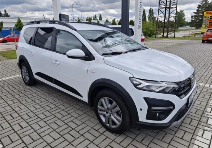 Dacia Jogger 1.0 LPG 7-местен - изображение 3