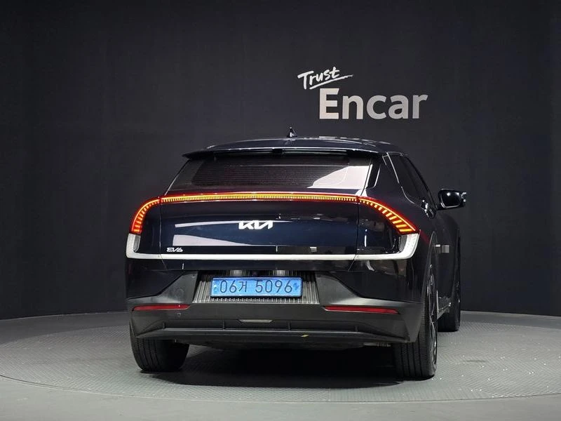 Kia EV6 Standard| 226к.с., снимка 4 - Автомобили и джипове - 56072884