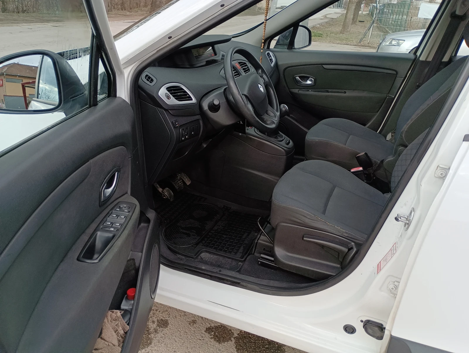Renault Grand scenic 1.6 110 к.с. ГАЗ - изображение 7