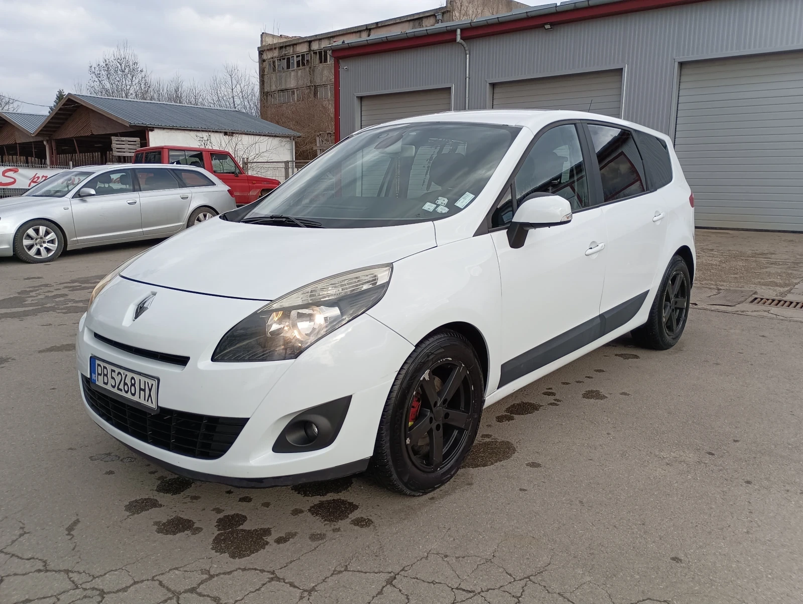 Renault Grand scenic 1.6 110 к.с. ГАЗ - изображение 6