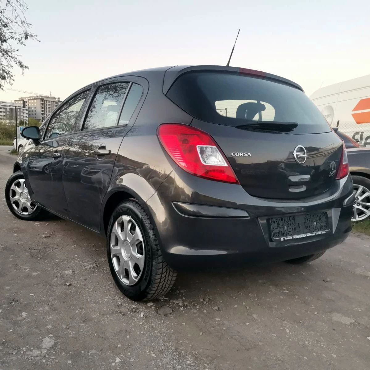 Opel Corsa ПЕРФЕКТЕН/1.2i/86hp - изображение 6