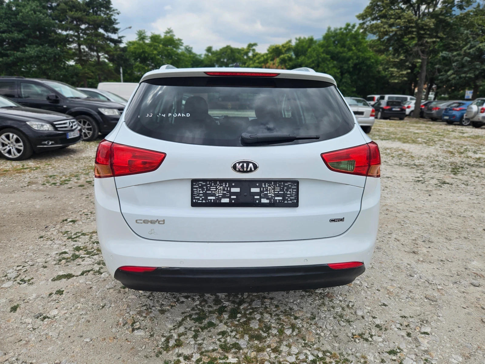 Kia Ceed 1.6/CRDI/184000 - изображение 4