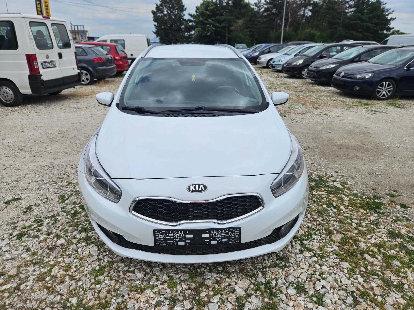 Kia Ceed 1.6/CRDI/184000 - изображение 8