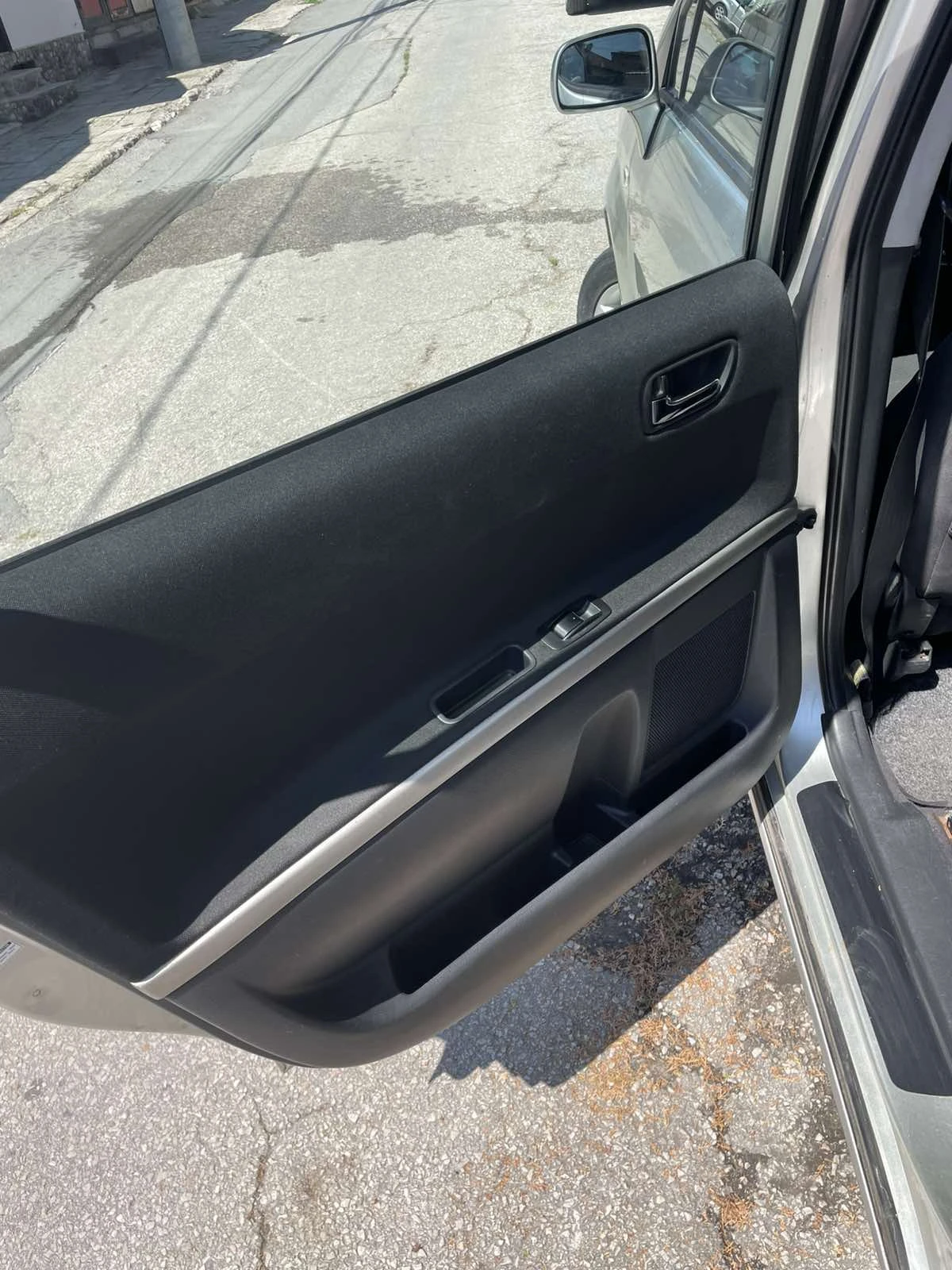 Toyota Corolla verso  - изображение 9