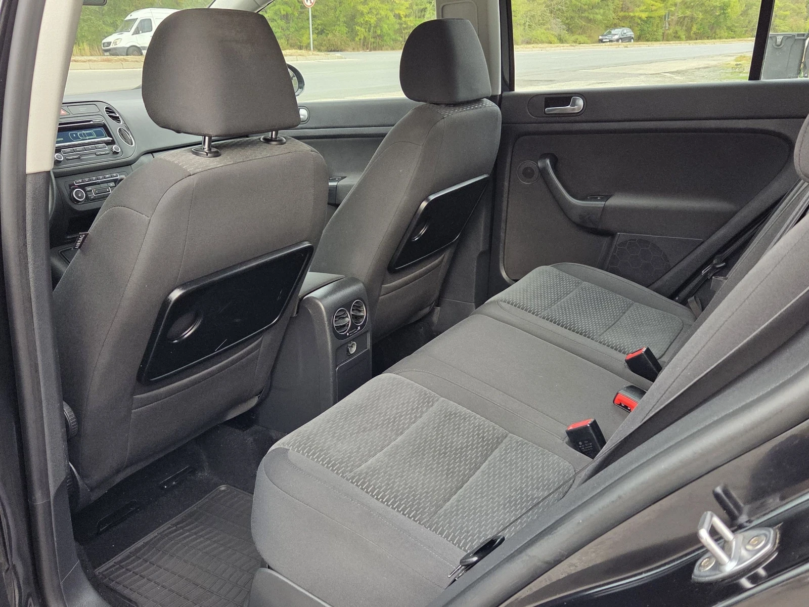 VW Golf Plus 1, 6 tdi 105 hp - изображение 9