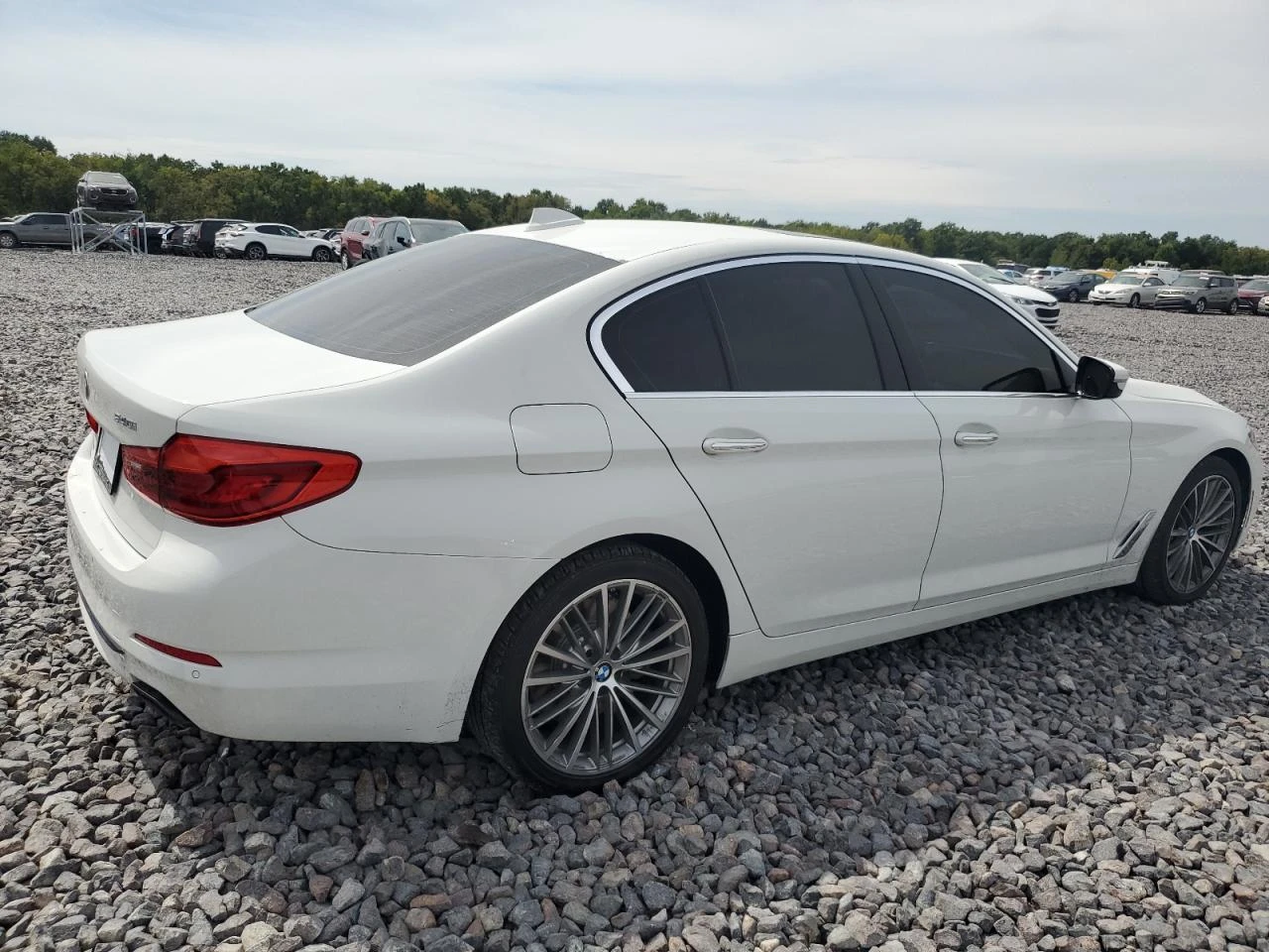 BMW 540 XI * * CARFAX * * АВТО КРЕДИТ * *  - изображение 5