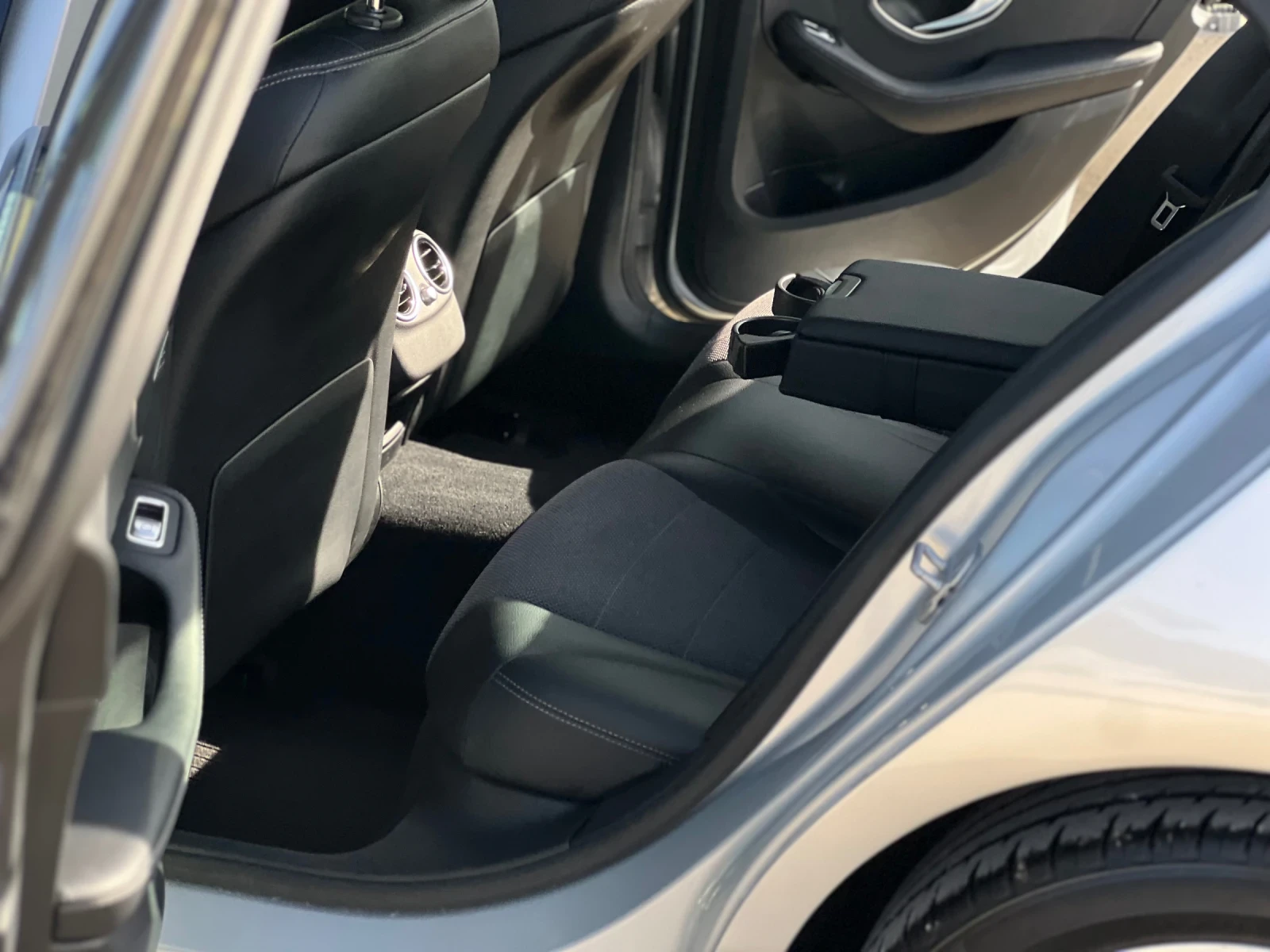 Mercedes-Benz C 220 SPORT LINE / РЕАЛНИ КИЛОМЕТРИ / 2.2D -170HP / LED  - изображение 9