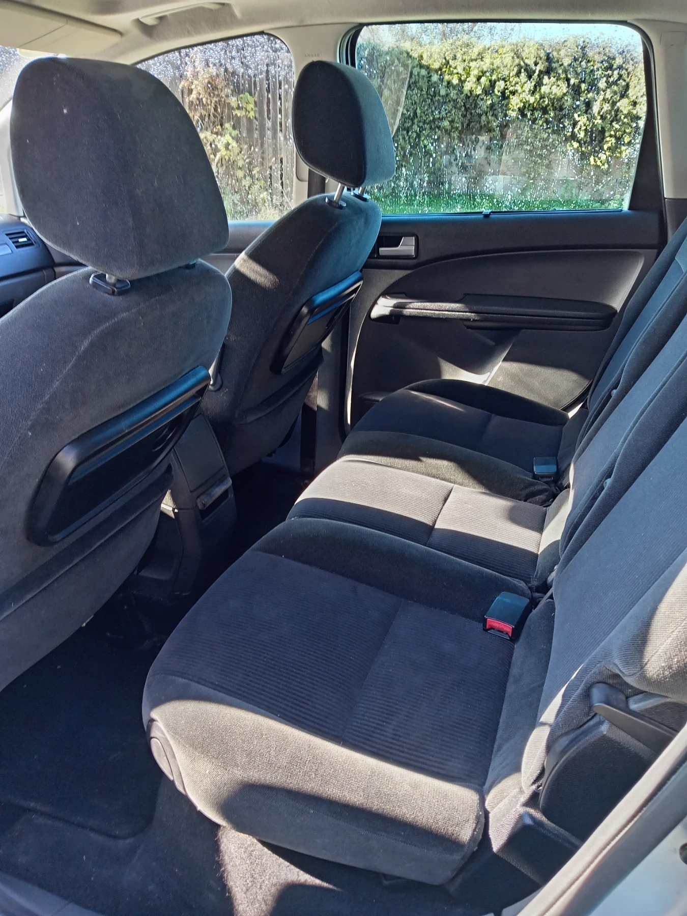 Ford C-max 1.6 дизел 109 коня Пежо мотор  - изображение 7