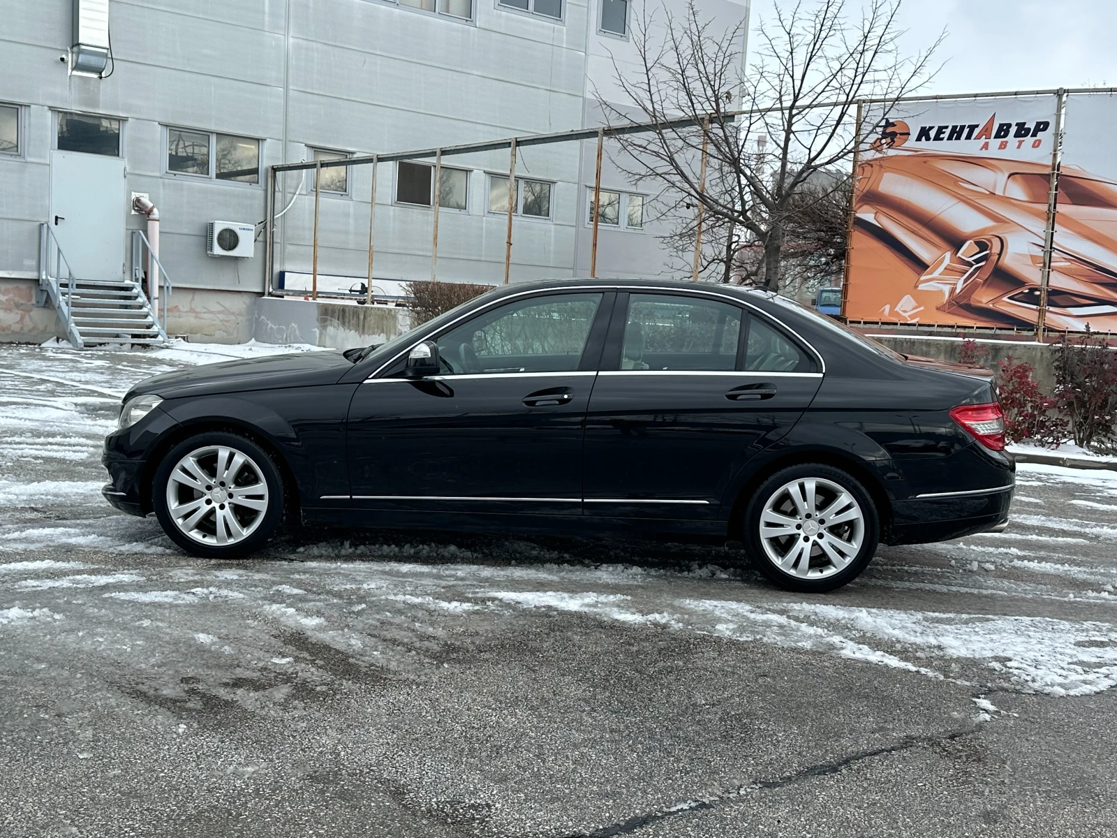 Mercedes-Benz C 280 3.0i 231 к.с. 4matic - изображение 2