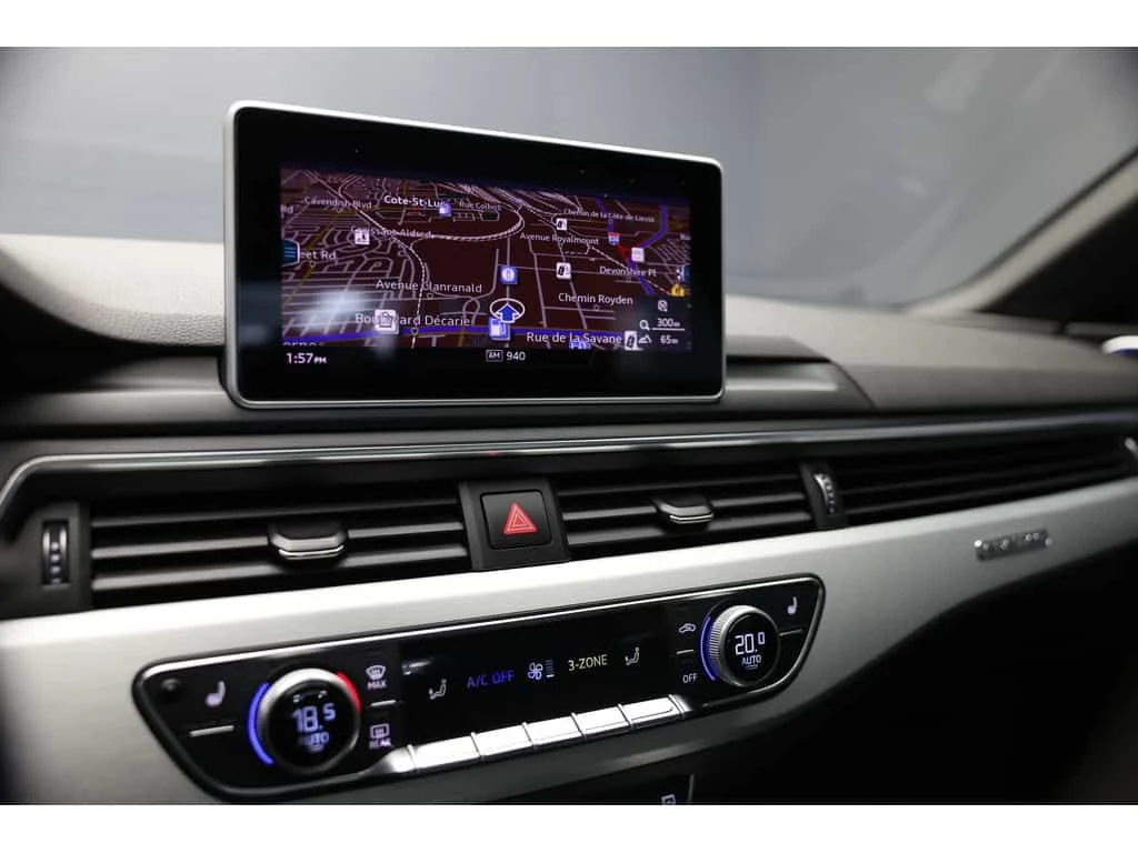 Audi A5 * S LINE Technik TFSI Quattro * CARFAX * ЦЕНА ДО Б, снимка 16 - Автомобили и джипове - 53831316