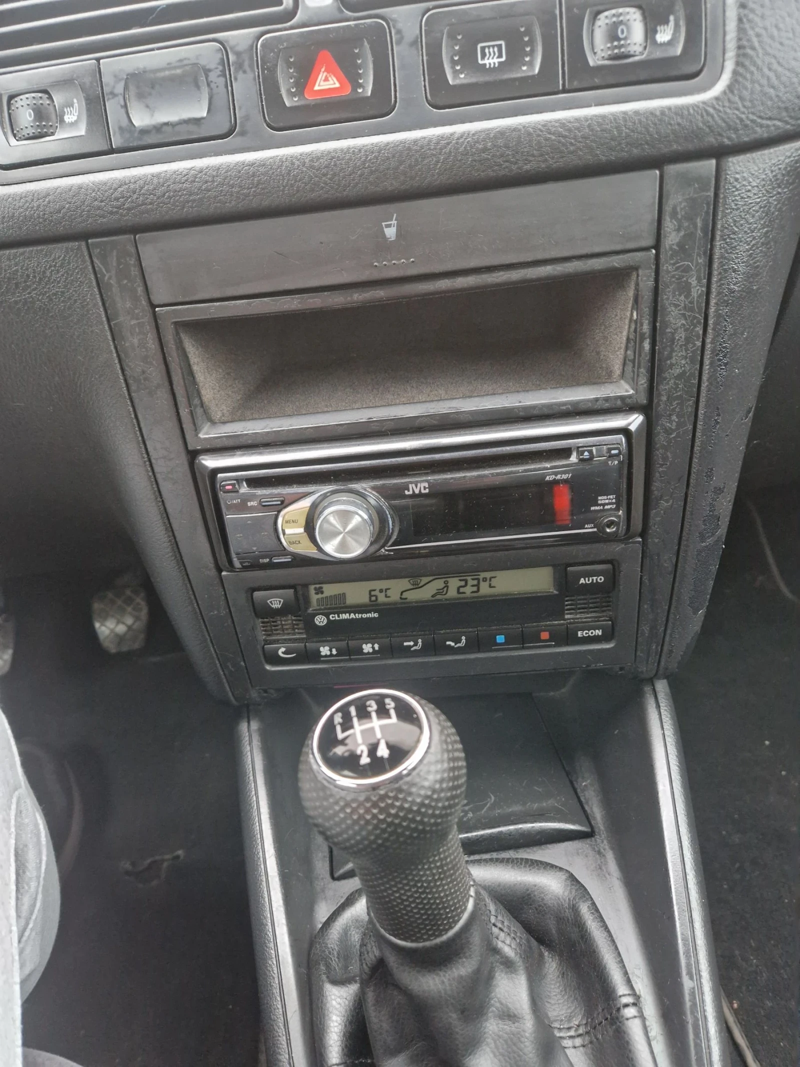 VW Golf, снимка 11 - Автомобили и джипове - 53936224