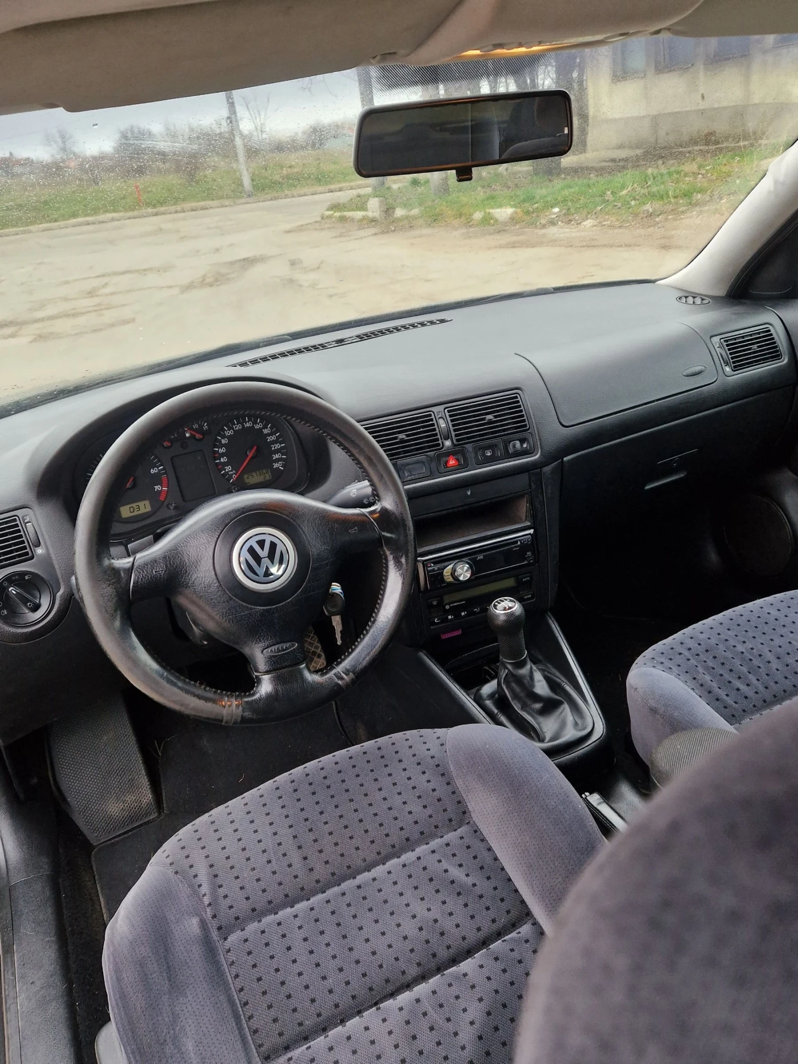 VW Golf, снимка 6 - Автомобили и джипове - 53936224