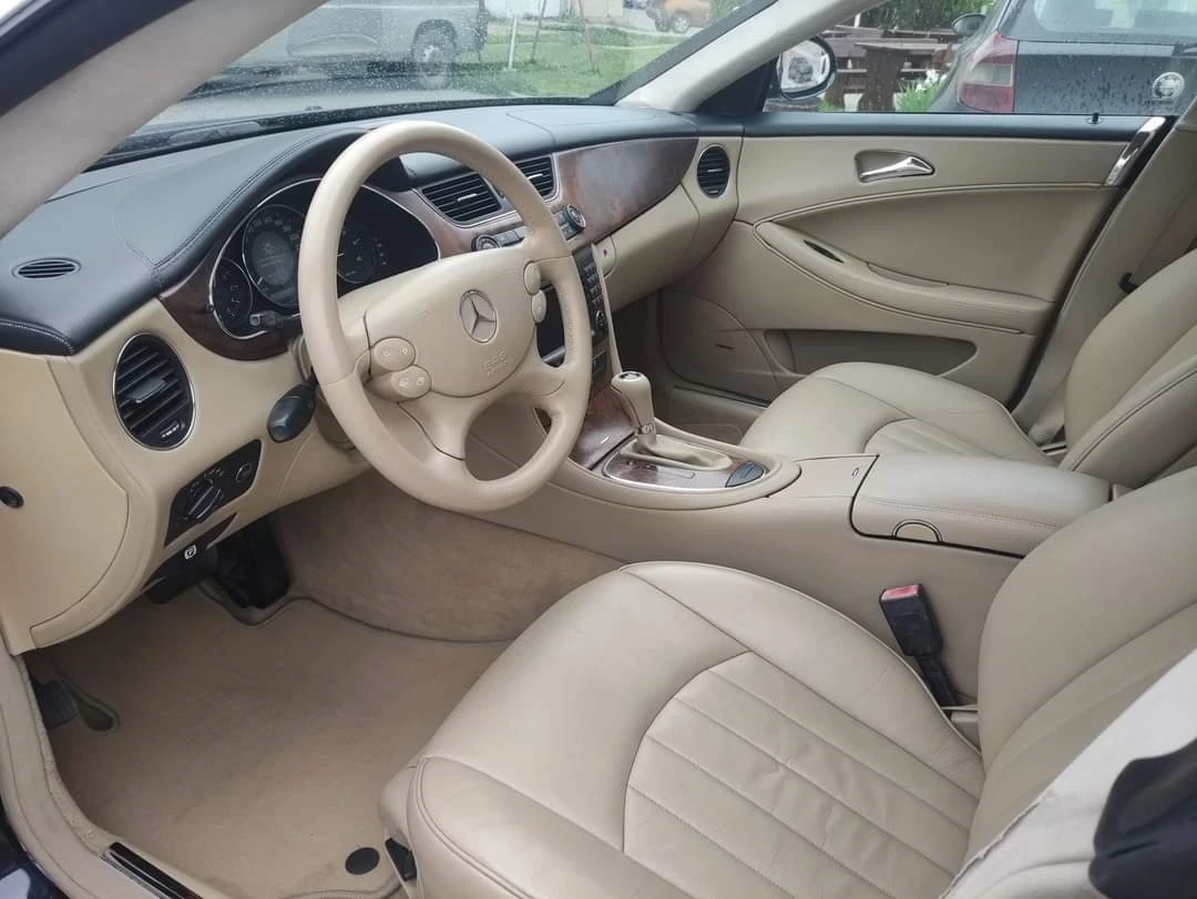 Mercedes-Benz CLS 320, снимка 5 - Автомобили и джипове - 53938885