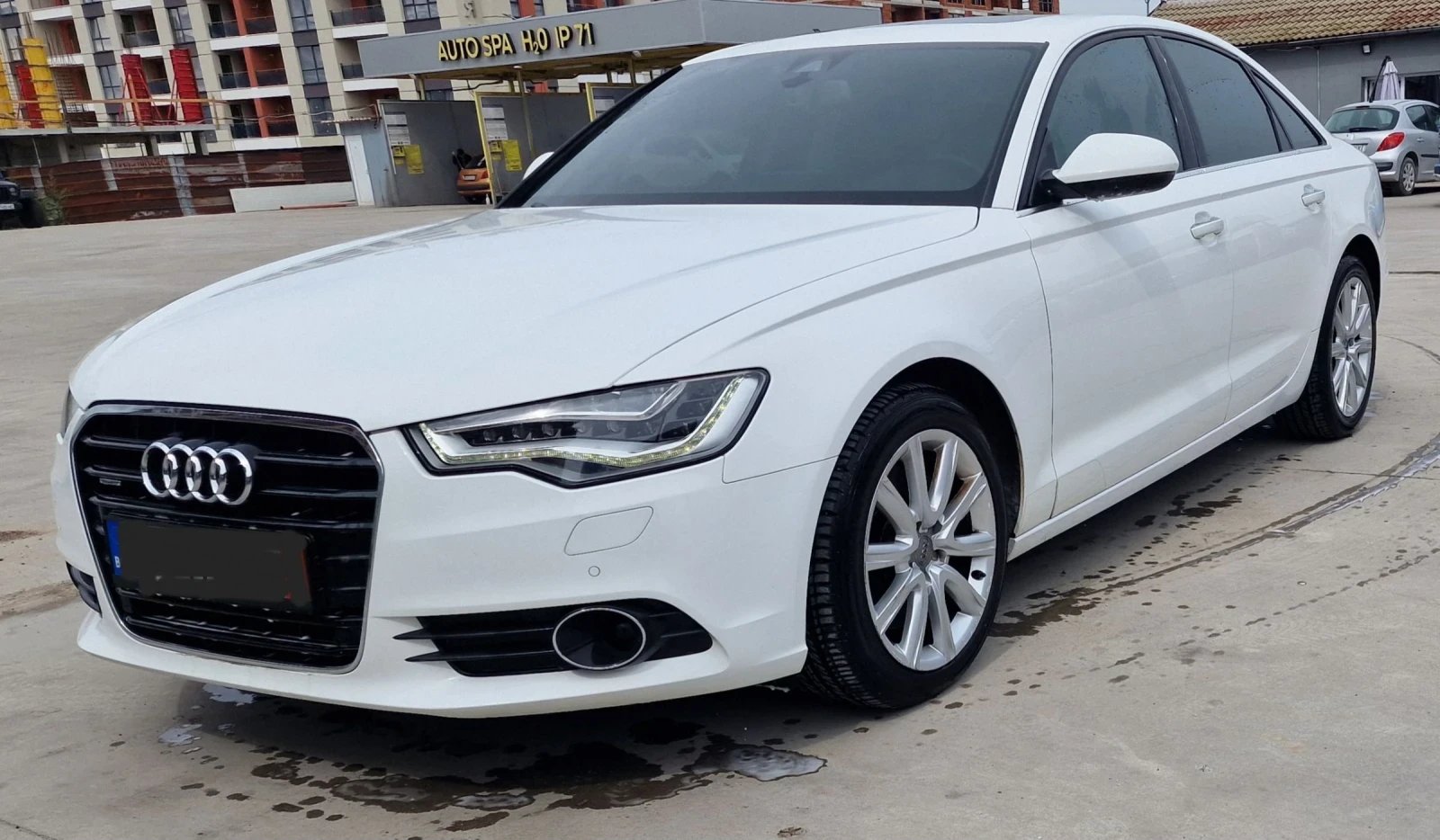 Audi A6 3.0 TDI C7 S-Line/QUATTRO FULL LED/ KEYLESS, снимка 2 - Автомобили и джипове - 54014258