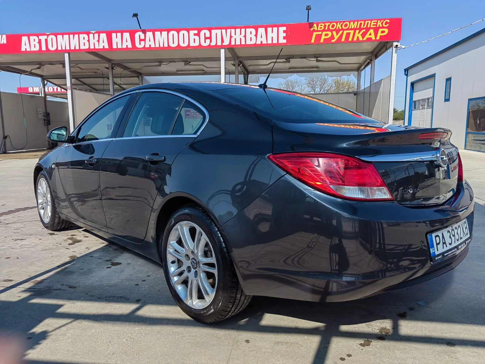 Opel Insignia, снимка 2 - Автомобили и джипове - 54109019