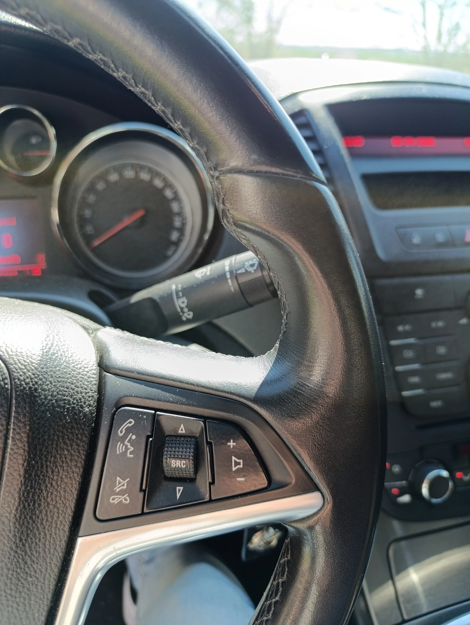 Opel Insignia, снимка 10 - Автомобили и джипове - 54109019