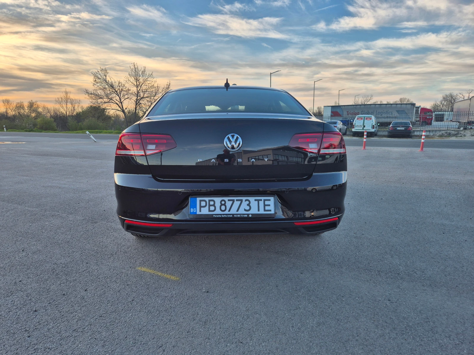 VW Passat НОВ-2.0-А/Т-150кс, снимка 4 - Автомобили и джипове - 54114588