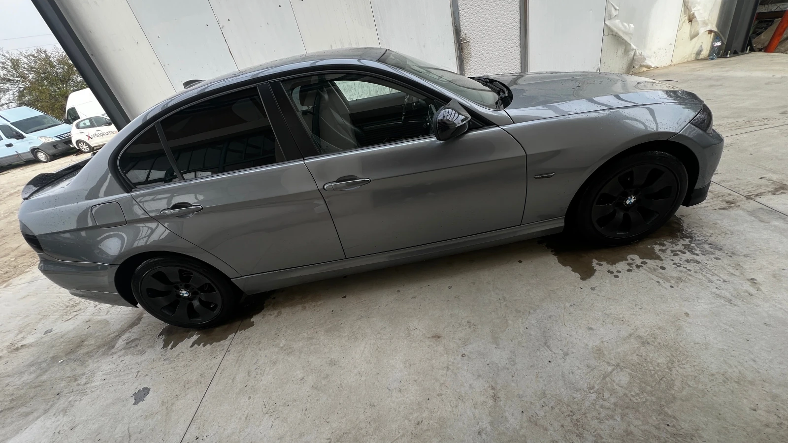 BMW 318 318d, снимка 7 - Автомобили и джипове - 54189898