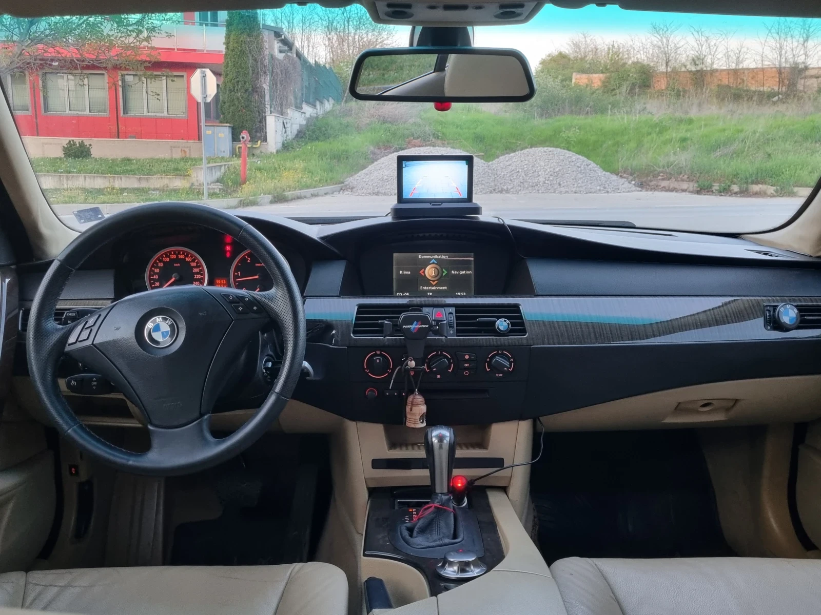 BMW 525, снимка 7 - Автомобили и джипове - 54570207
