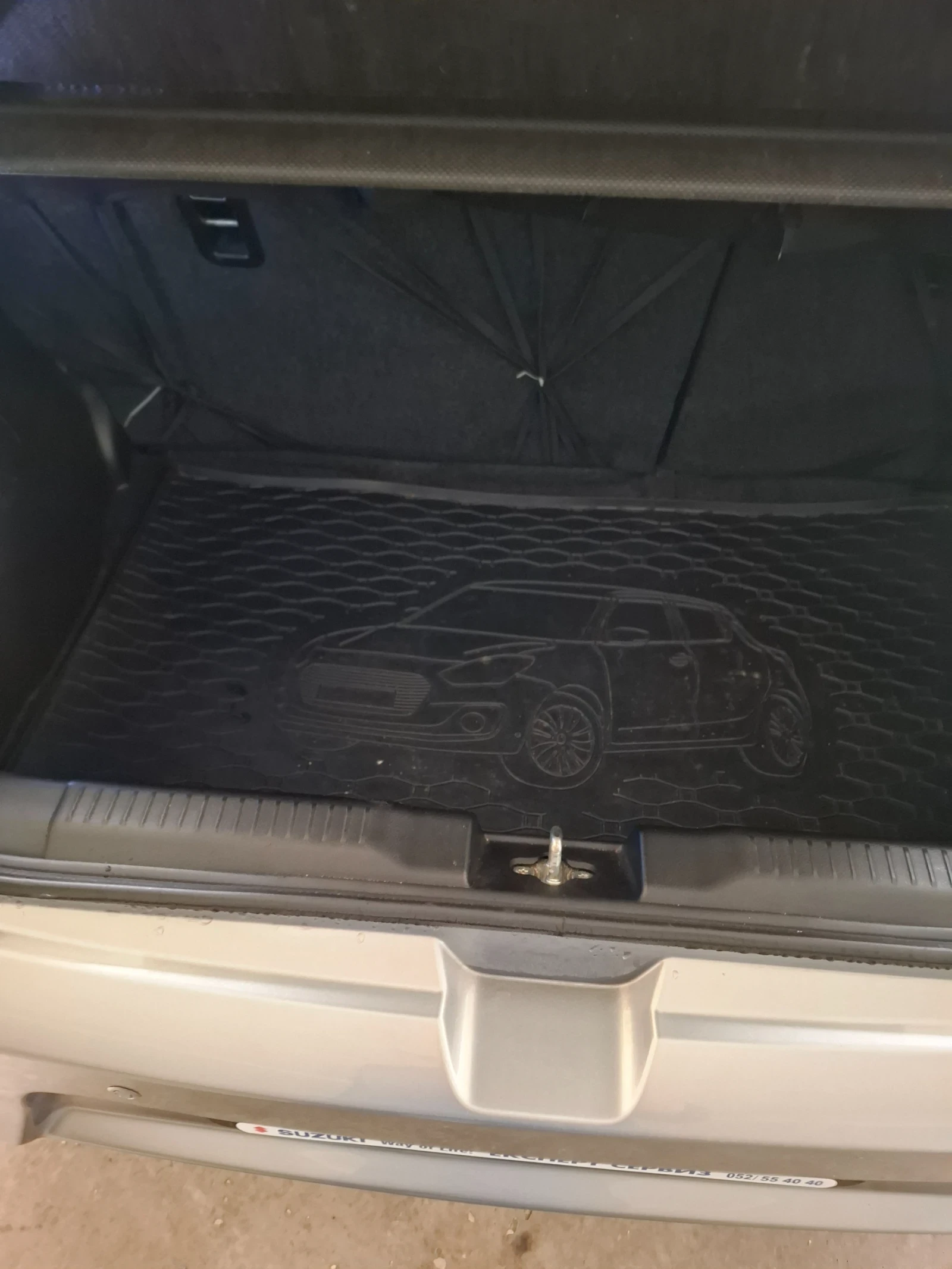 Suzuki Swift GL , снимка 13 - Автомобили и джипове - 54259296