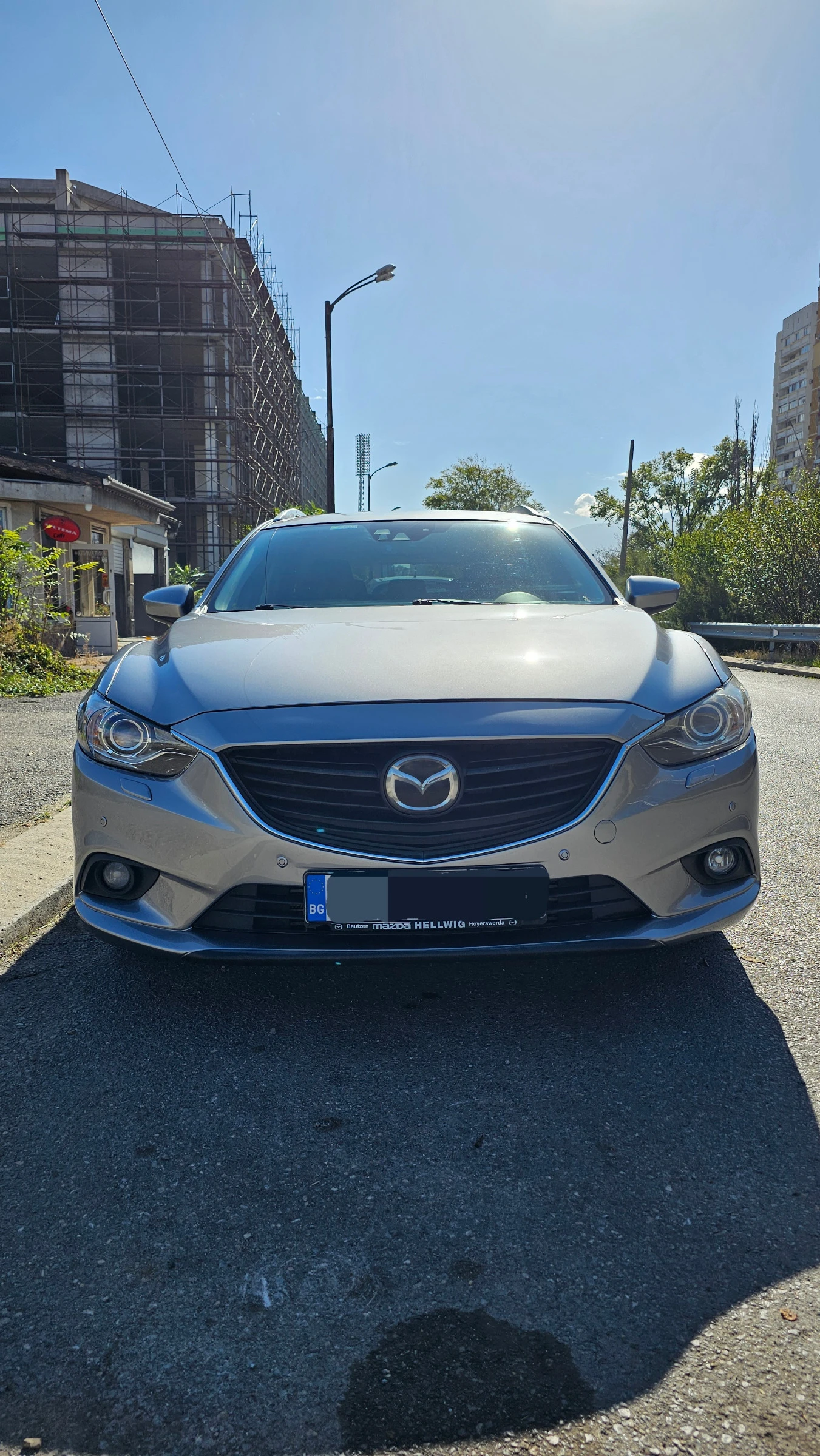 Mazda 6