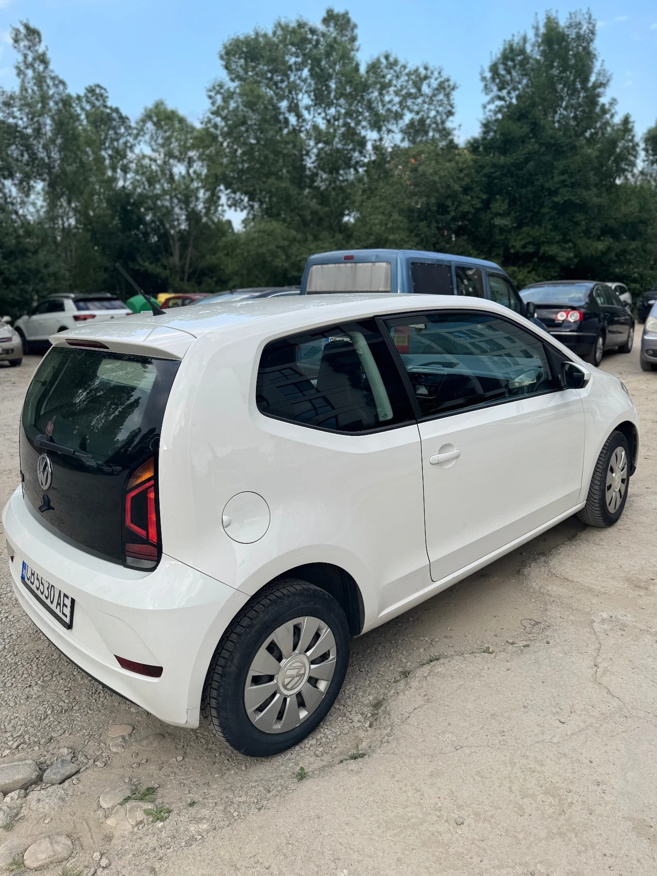 VW Up 1.0, снимка 3 - Автомобили и джипове - 54597679