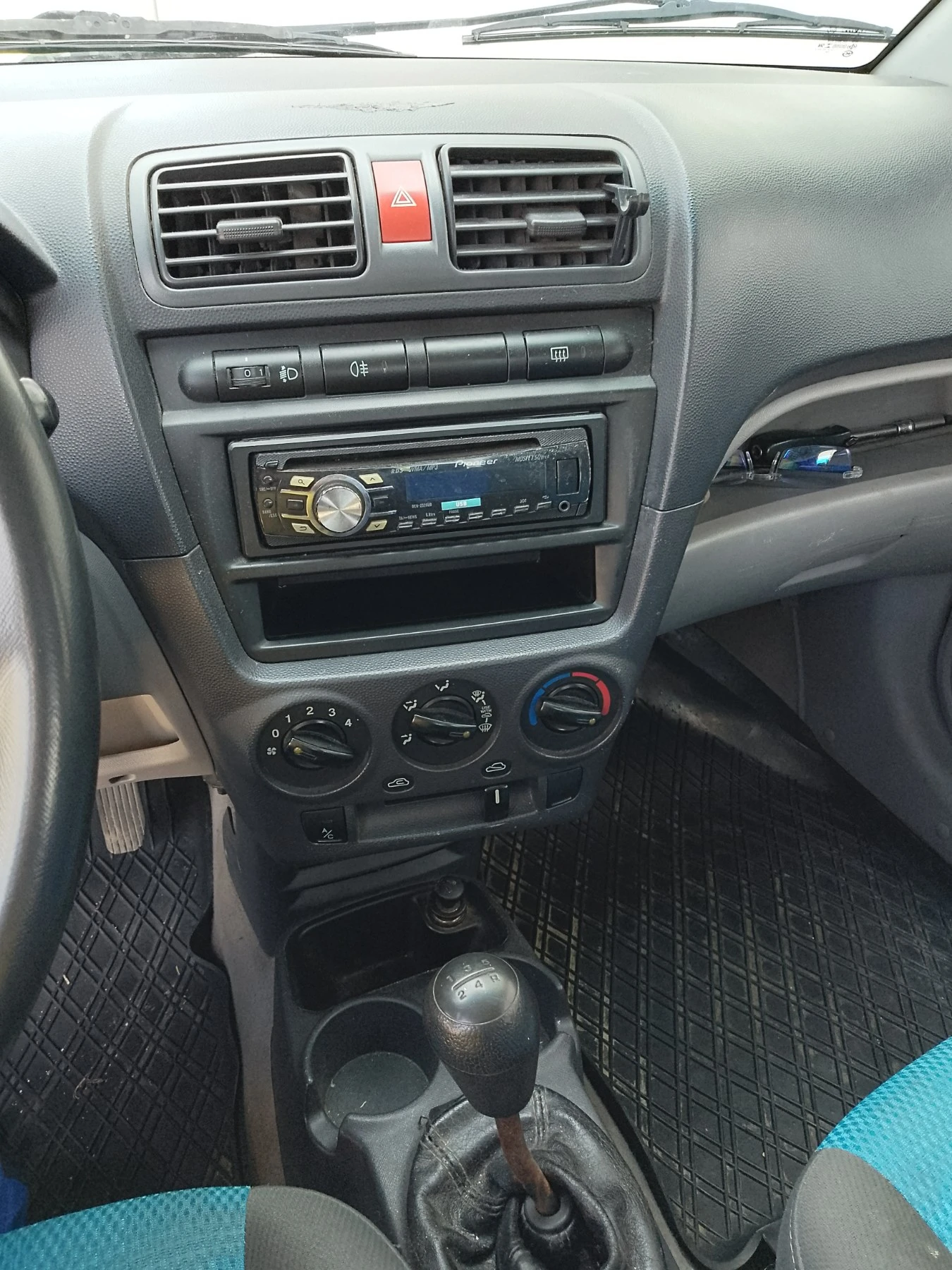 Kia Picanto, снимка 6 - Автомобили и джипове - 54607028