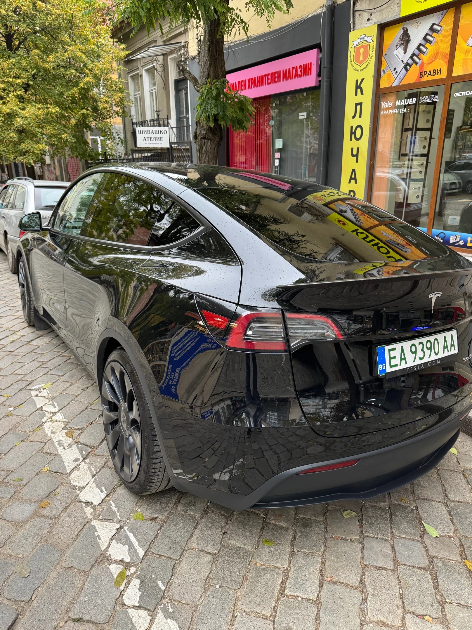 Tesla Model Y Performance , снимка 13 - Автомобили и джипове - 54635968