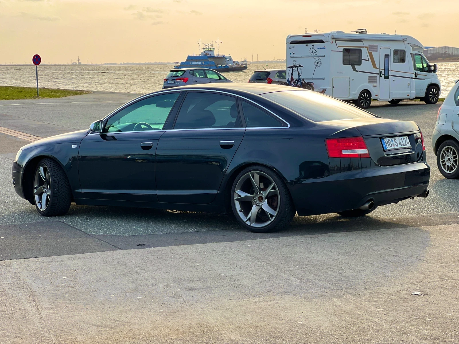 Audi A6 2.4i ръчка, снимка 2 - Автомобили и джипове - 54722495